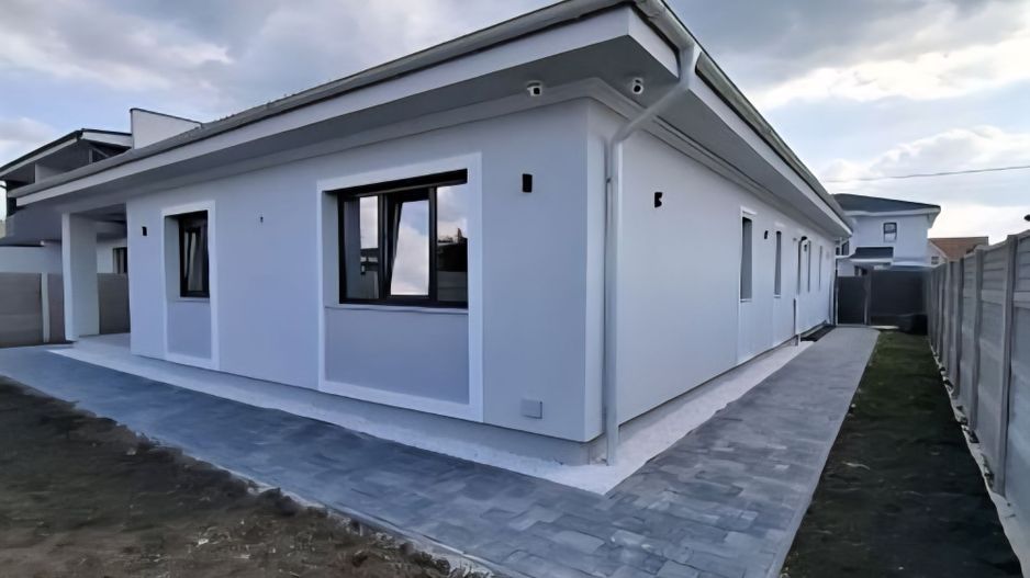 Locuinta individuala cu garaj- in stil mediteranean - Poză 5