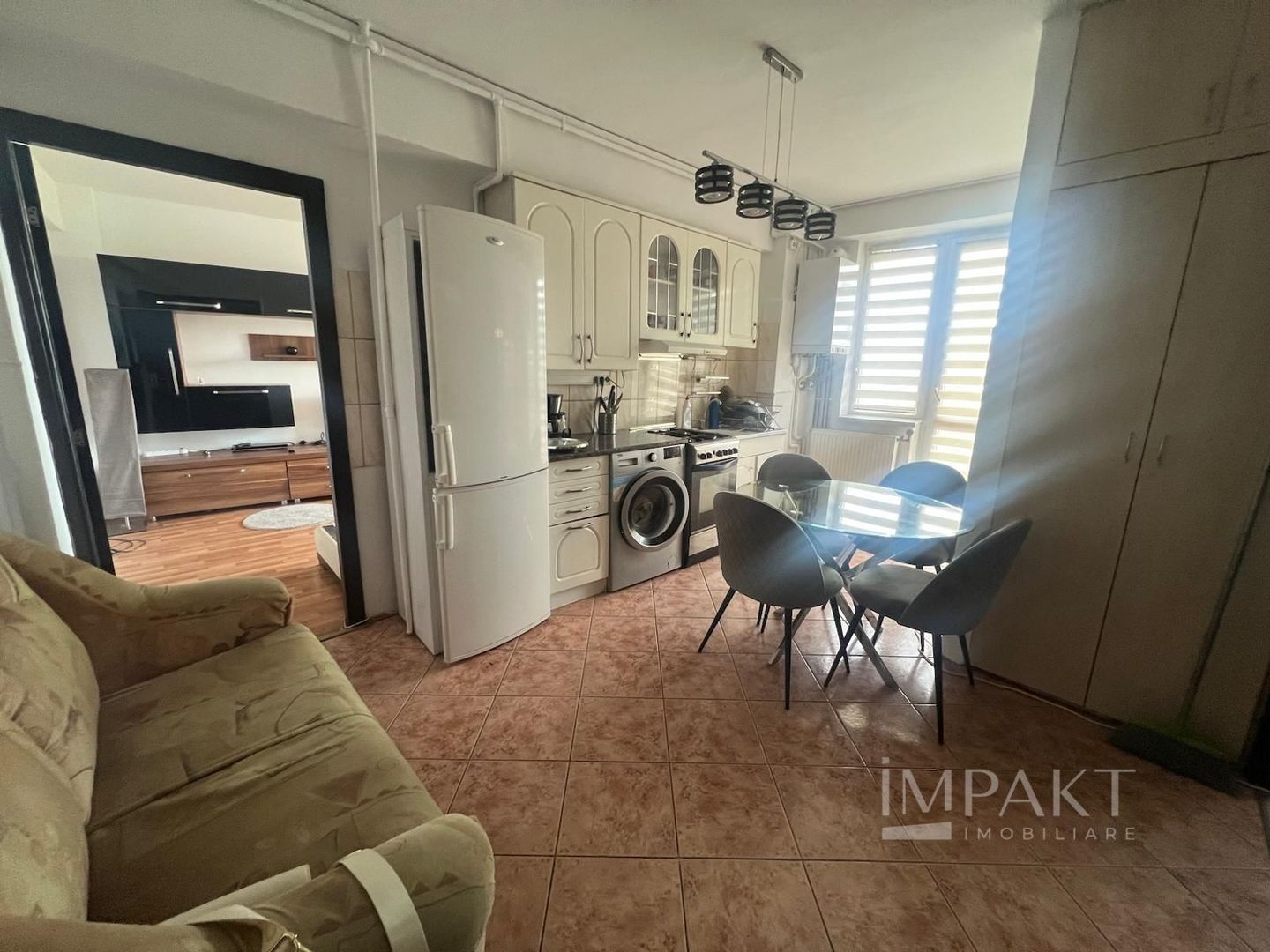 Apartament cu 2 camere, in zona UMF! - Poză 2
