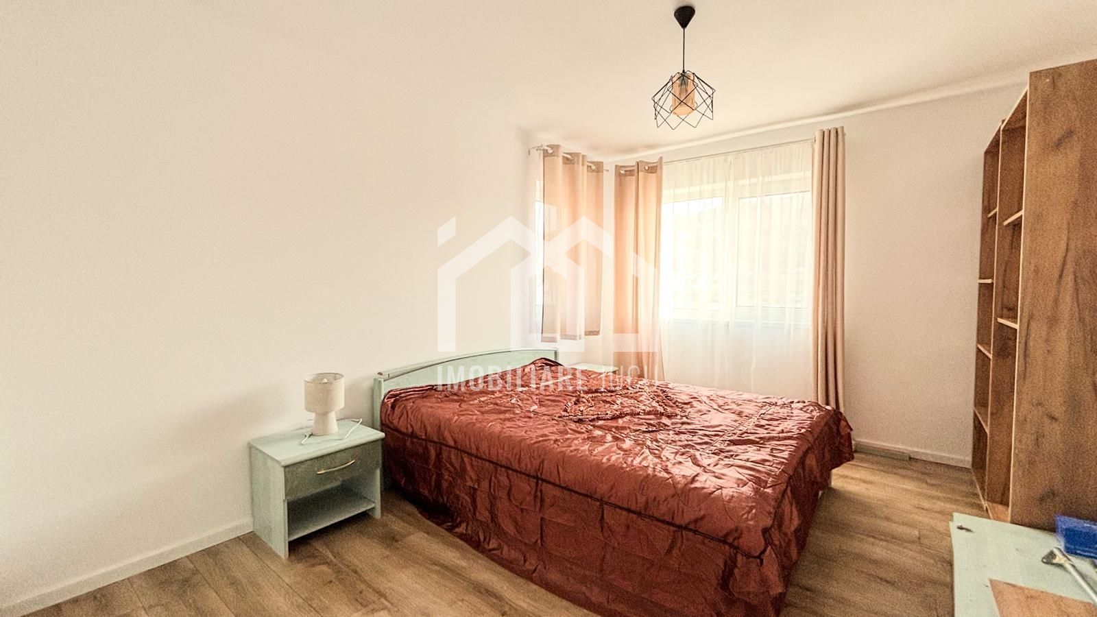 De Inchiriat Casa Individuala 4 camere, 140mp, teren 550mp, Campenesti - Poză 3