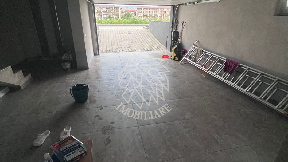 Casa de lux 103 mp-teren 199 mp-sauna-cinema- garaj 3 masini- Floresti - Poză 12