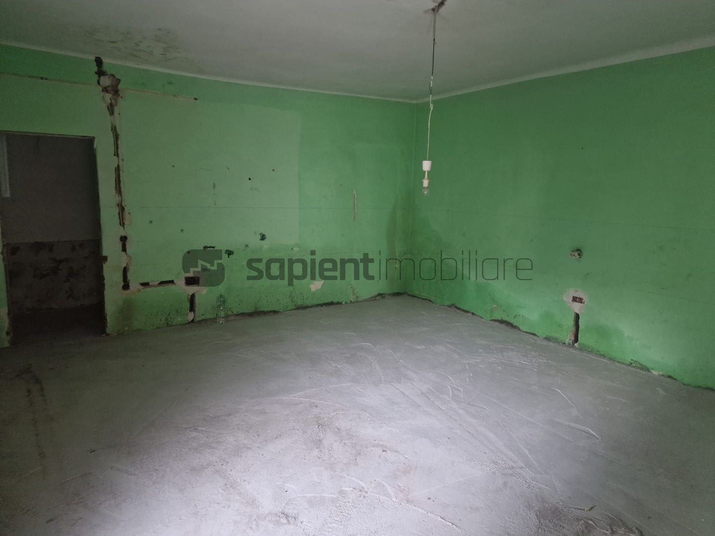 Casa Centrala Curte Comuna - Poză 4