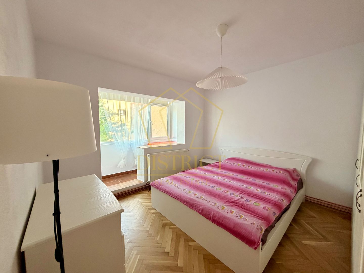 Apartament decomandat cu 2 camere | Aradului | Prima închiriere - Poză 4