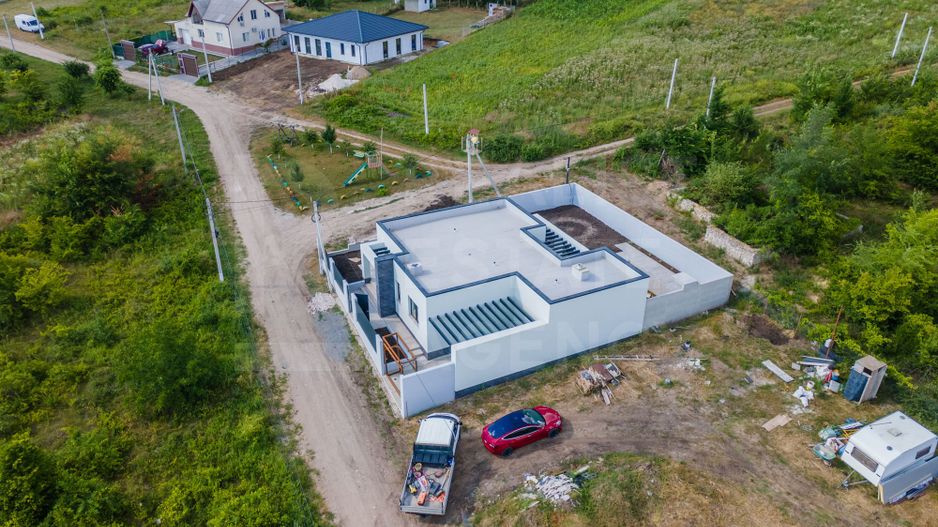 Vânzare, Casă Hi-Tech, 4 camere, str. Ion Suruceanu, Ialoveni - Poză 6