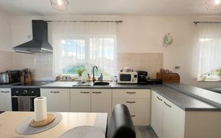 Vila de vanzare Onesti - Cartier Andrasesti - Poză 7