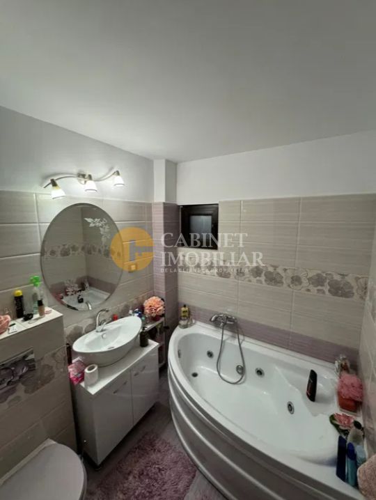 Copou - 4 camere - 107mp - garaj - etaj intermediar - Poză 6