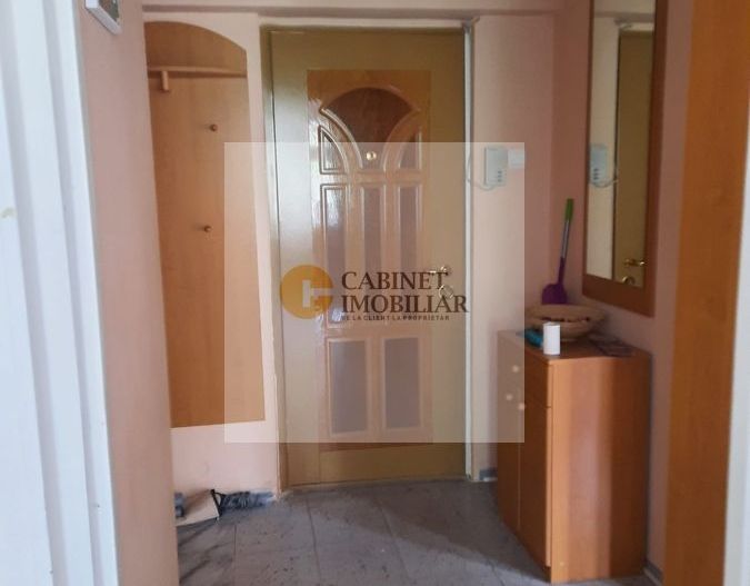 2 Camere - 50MP | Credit | 2/10 | Reabilitat | Lujerului - Poză 8