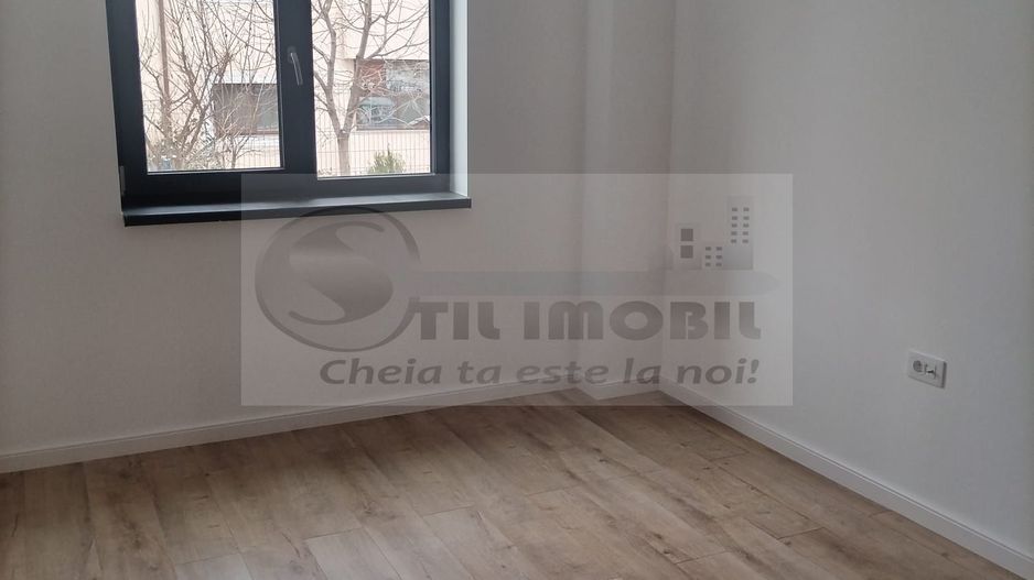 Apartament 3 camere, 2 băi -Valea Lupului-136.900 euro - Poză 4