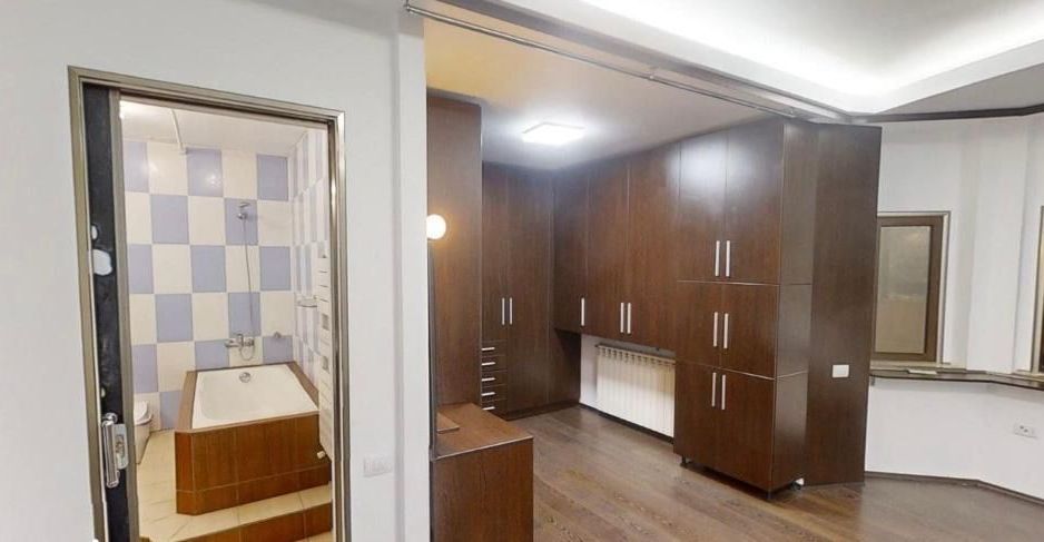 Ion Neculce | Apartament 5 camere în vilă monument - Poză 72