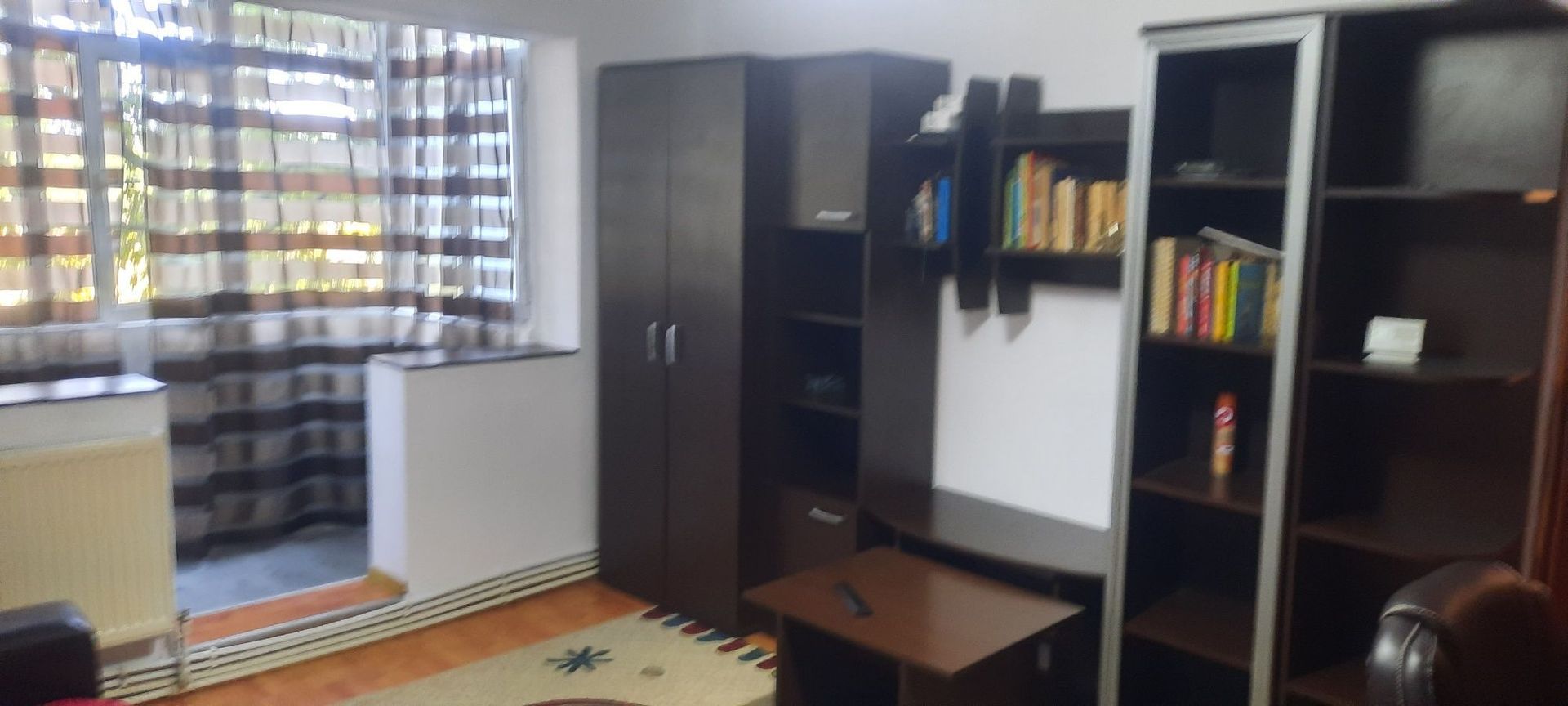 Apartament 2 camere- Craiovita Noua, Scoala 33 - Poză 7