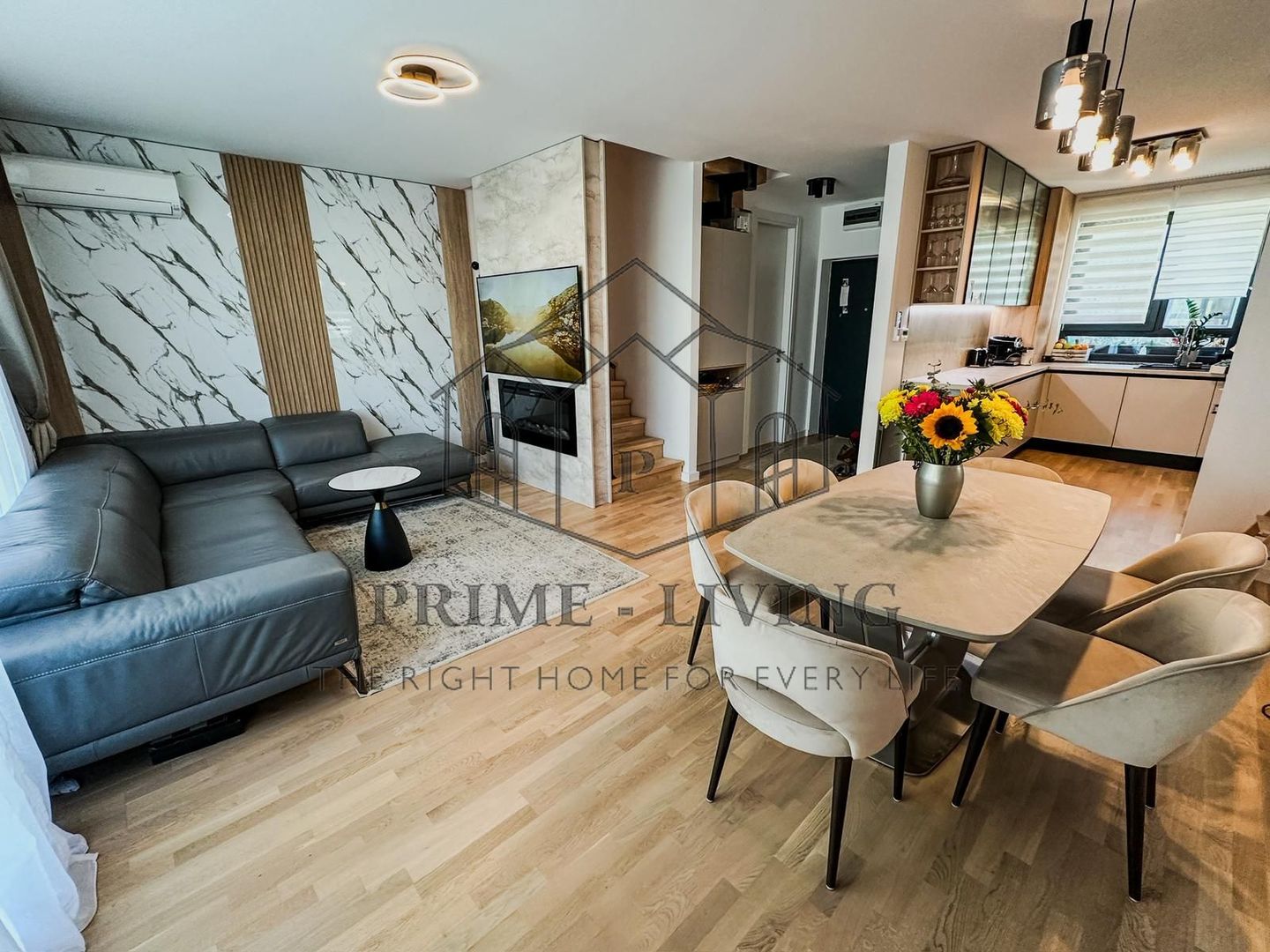 VILA COMPLET MOBILATĂ  LA VANZARE, IN COMPLEX REZIDENTIAL - Poză 2