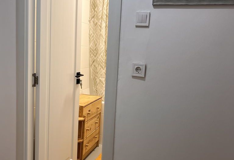 Închiriere 3 camere - Titan-Rotundă - Poză 9