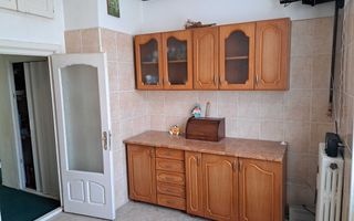 Apartament cu  2 camere, langa Caminele studentesti - Poză 8