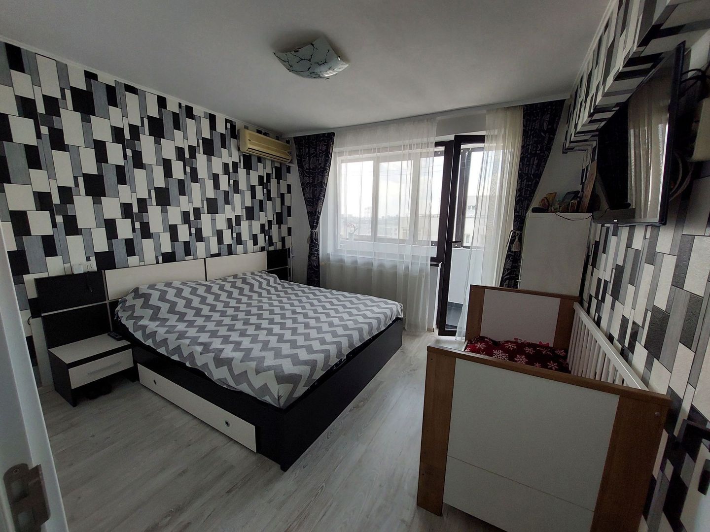 Apartament 3 camere 1 Decembrie 1918 - Poză 1