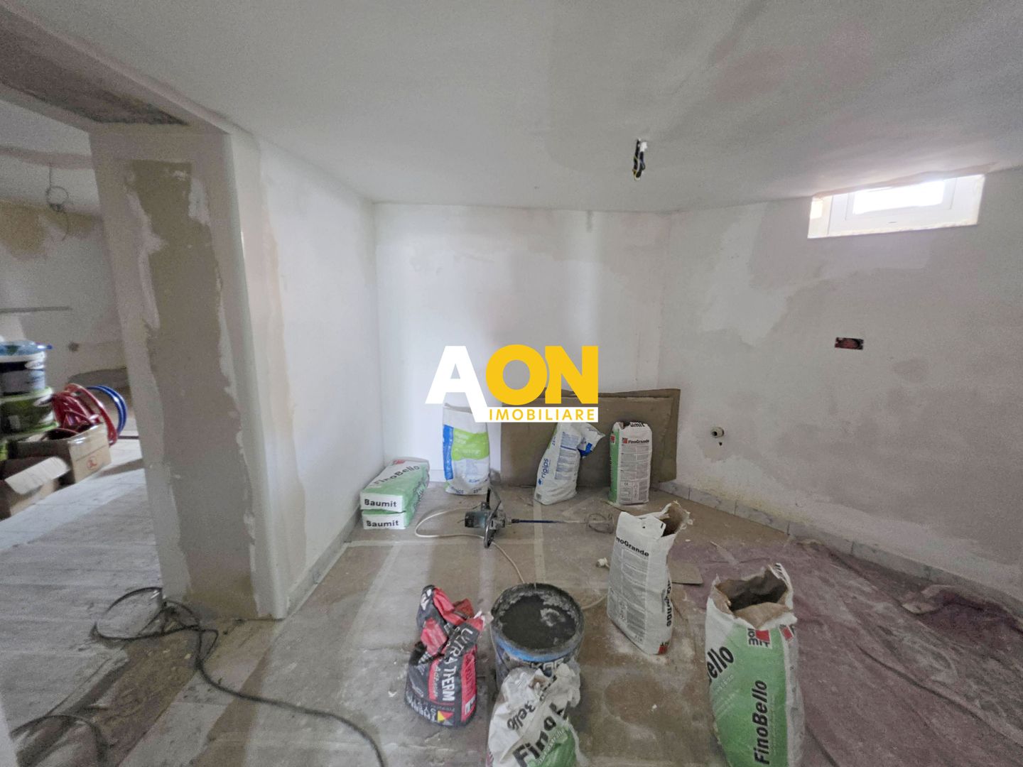 Apartament tip duplex, D+P, 5 camere, la cheie, 450 mp teren, Barabant - Poză 21
