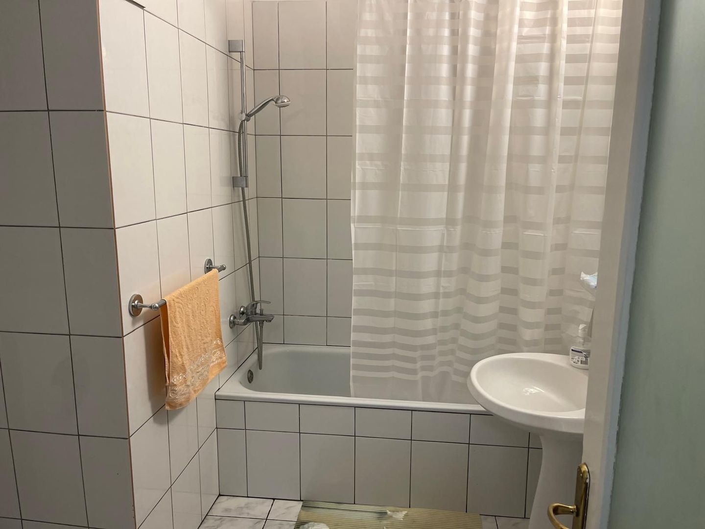 Apartament 3 Camere, Decomandat, 80mp, Central, Prefectura, Comision 0 - Poză 10