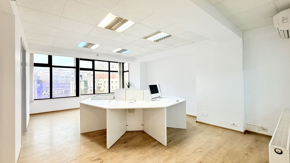 Spațiu de birouri premium – Clasa A, în zona centrală Timișoara - Poză 3