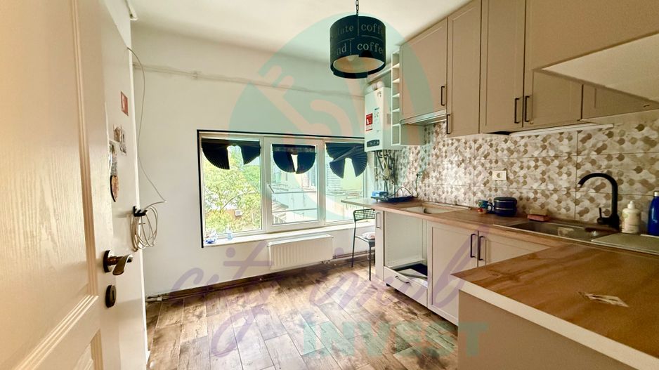 Apartament cozy într-un imobil boutique din 1936 cu Parcare - Poză 7