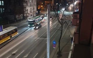 Apartament 4 camere, 2 băi, 90 mp, lângă UMF, Independenței nr. 6, Bloc R2, Etaj 3 – de închiriat - Poză 1