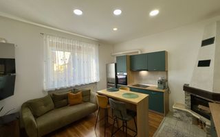 Apartament la casa 76 mp utili terasa curte si pivnita zona Lupeni - Poză 3