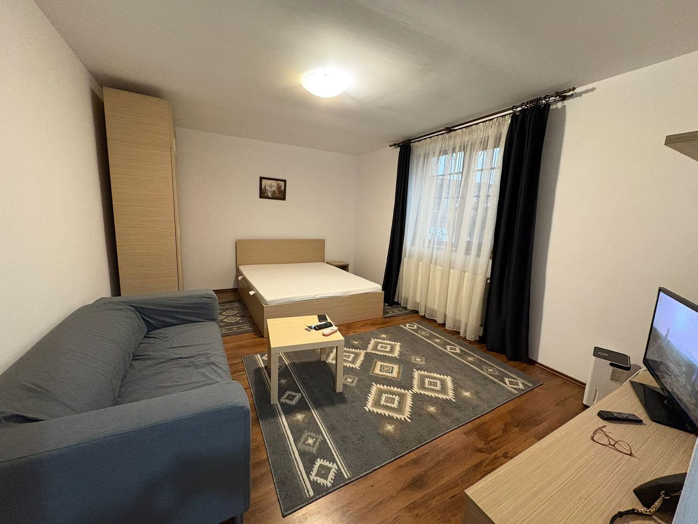 GARSONIERA APARATORII PATRIEI, PET-FRIENDLY, CENTRALA, METROU 10 MIN - Poză 1