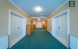 Casă spațioasă în orașul Pâncota județul Arad - Poză 5