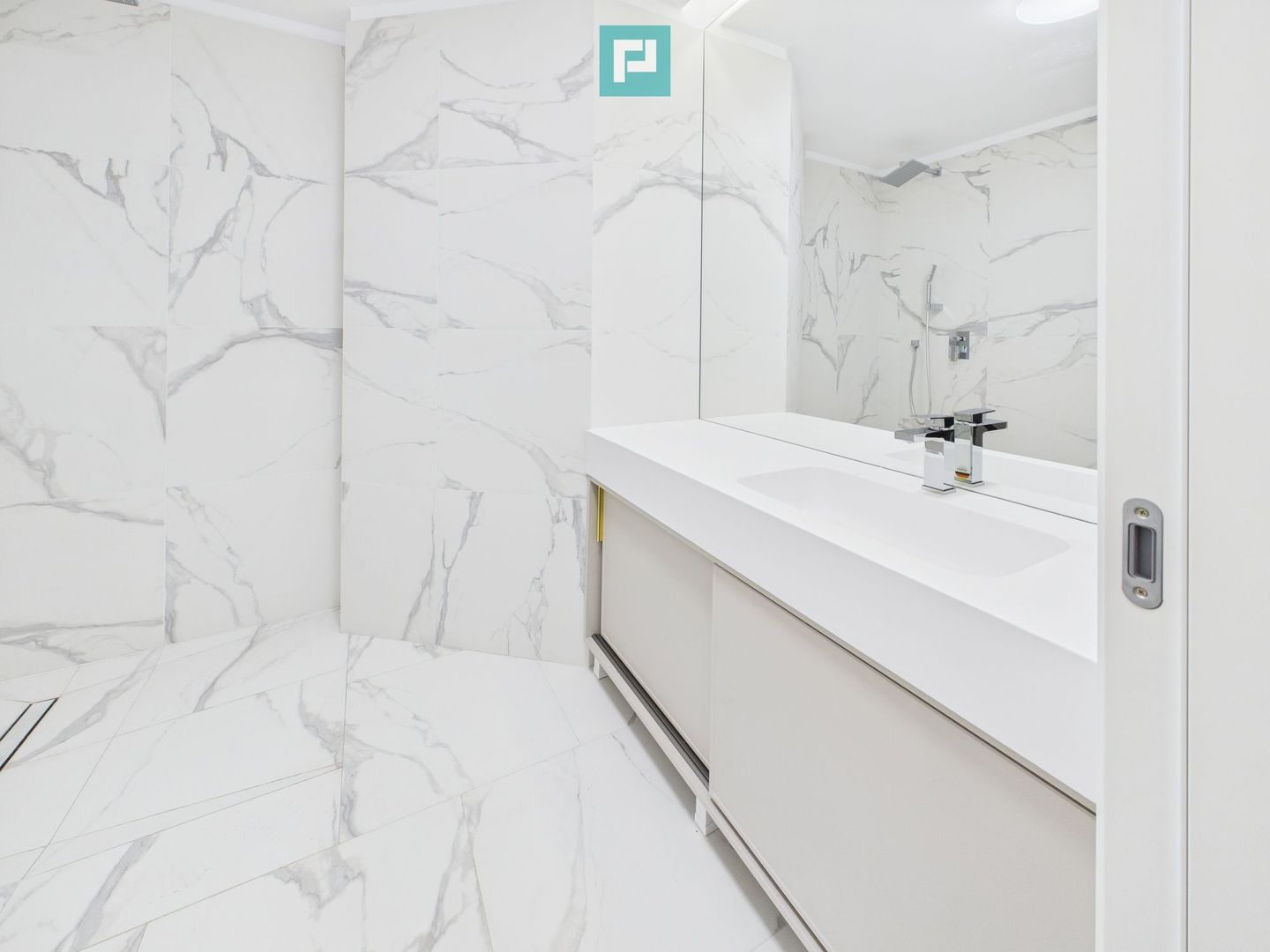 Apartament nou cu 2 camere, Yacht KID - Poză 9