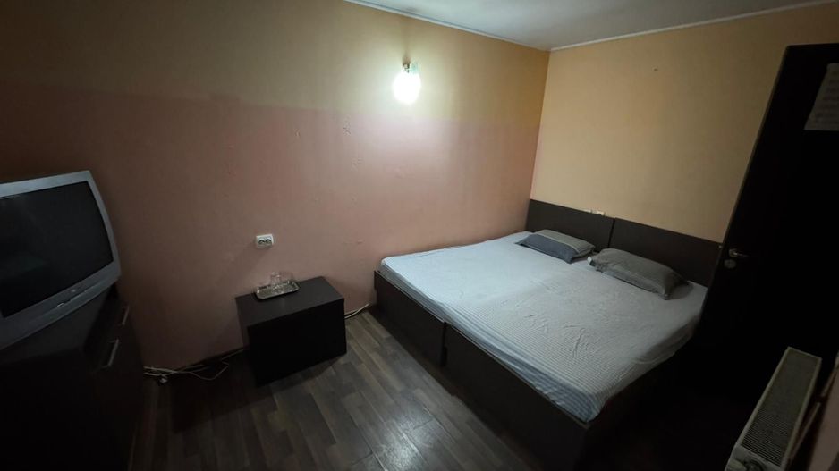 Casa de inchiriat, 25 camere, 25 bai, receptie,T719 - Poză 13
