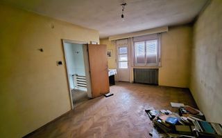 Casa cu 7 camere, 700 mp teren, deschidere la 2 strazi, zona Centru - Poză 5