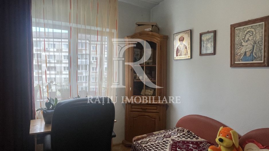 Apartament cu 3 camere  | Etaj intermediar | Calea Aradului | Oradea - Poză 7