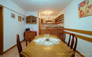 Casa renovata, mobilata si utilata complet - Poză 28
