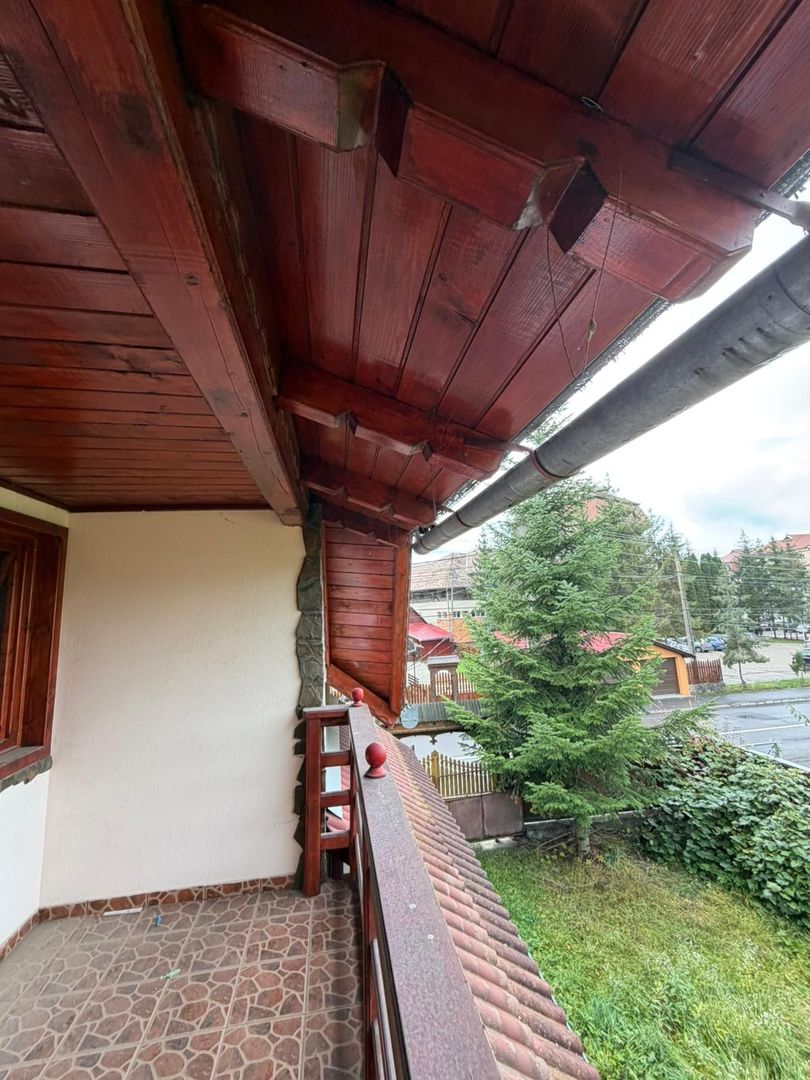 Casă complet renovată, pentru locuință sau pensiune turistică! - Poză 11