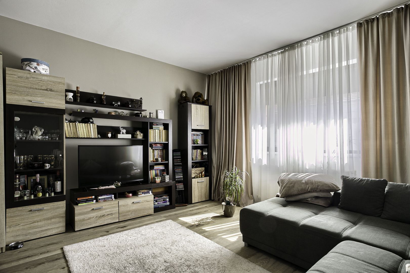 Pret redus Casă individuală la cheie situată Central, Comision 0 - Poză 1