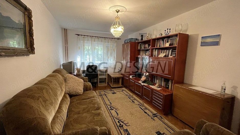Apartament 3 camere  zona Lipovei - Poză 2