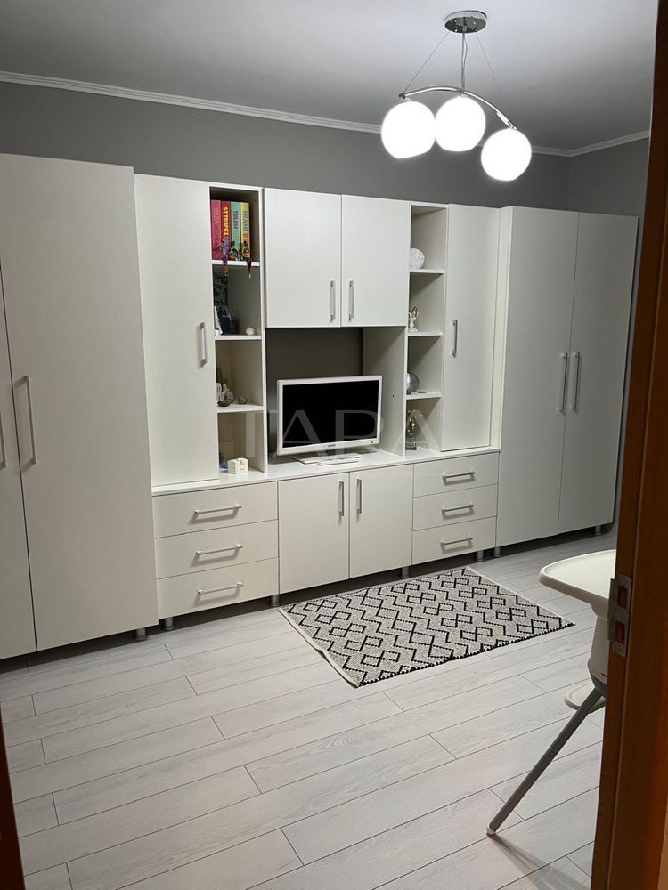 Apartament 3 camere, 3 balcoane închise, zona centrală, Apahida. - Poză 1