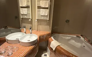 Villa de LUX - Comercial / Rezidential - zona Cioplea/Predeal - Poză 21