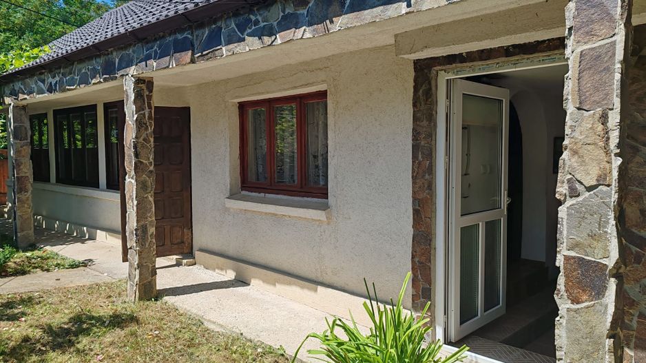 Casa si gradina-95000euro-Picioru Lupului-Comuna Ciurea - Poză 7