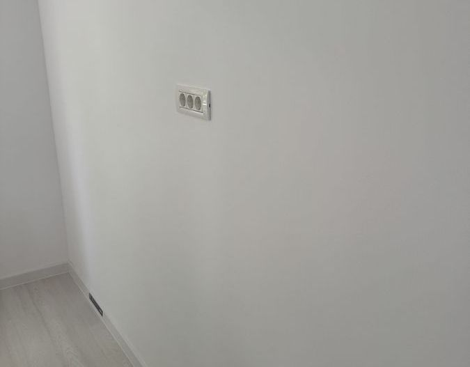 Vanzare Apartament 2 Camere Calea  Vitan intersectia Mihai Bravu - Poză 11
