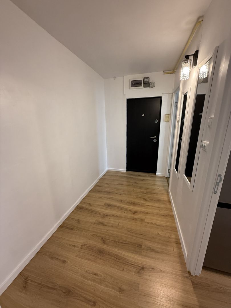 Garsoniera Renovata - Decomandata - Gorjului - Metrou 10 minute - Poză 2