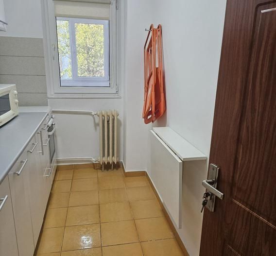 GARSONIERA TINERETULUI, BUCATARIE INCHISA, MODERN, METROU 13 MINUTE - Poză 3