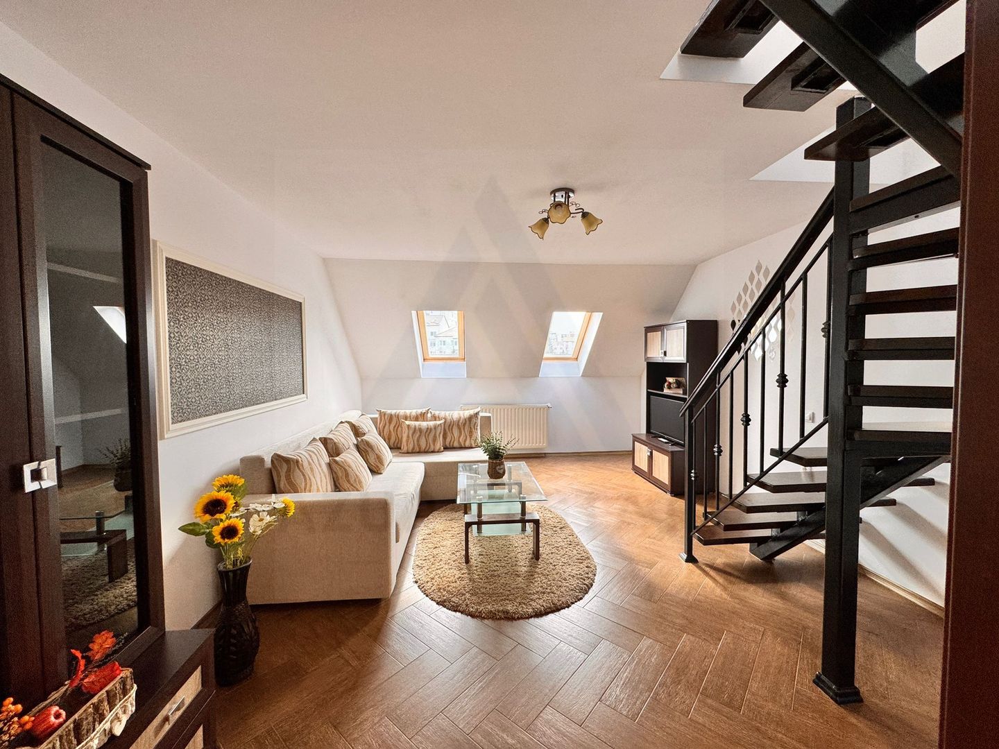 Apartament modern 3 camere 80 mp utili parcare privata Ultracentral - Poză 1