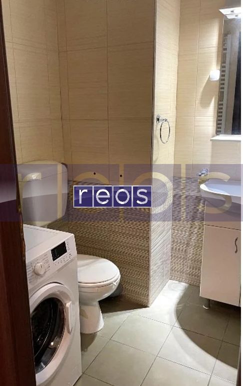 DE VANZARE GARSONIERA 36 MP PRELUNGIREA GHENCEA -VALEA OLTULUI PARCARE - Poză 5