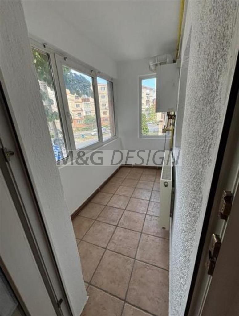 Apartament 3 camere etaj 1 cu Garaj - Poză 7