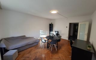 Medicina, 2camere decomandat, etaj 3, CENTRALA, renovat recent - Poză 1