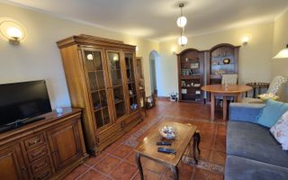 Apartament 3 camere zona Tolstoi etaj 3 - Poză 1