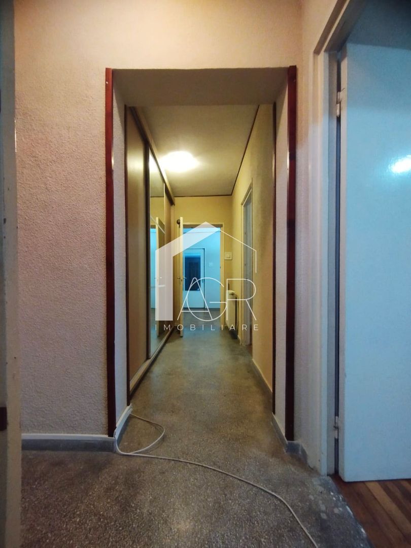 Apartament cu 4 camere, zona Nord - Poză 5