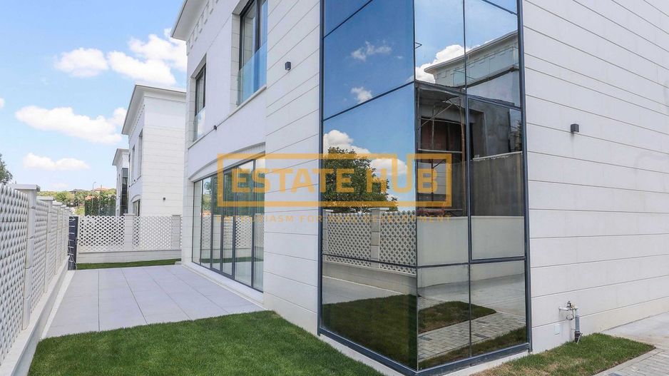 Vila in ansamblu exclusivist, acces la piscină și facilități premium - Poză 13