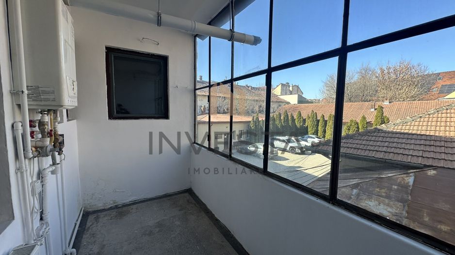 Apartament 4 camere 115 mp Ultracentral etaj intermediar pe Eroilor! - Poză 15