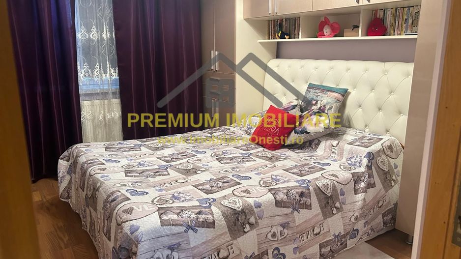 Apartament cu 3 camere zona mal - Poză 2