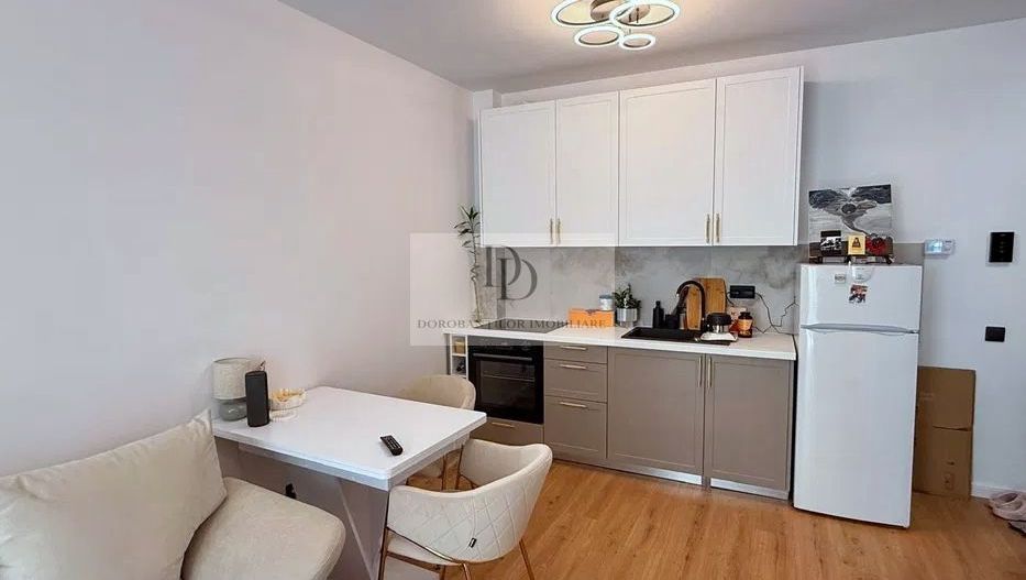 Apartament modern cu 2 camere + terasă de 22 mp | Parcare subterană - Poză 2