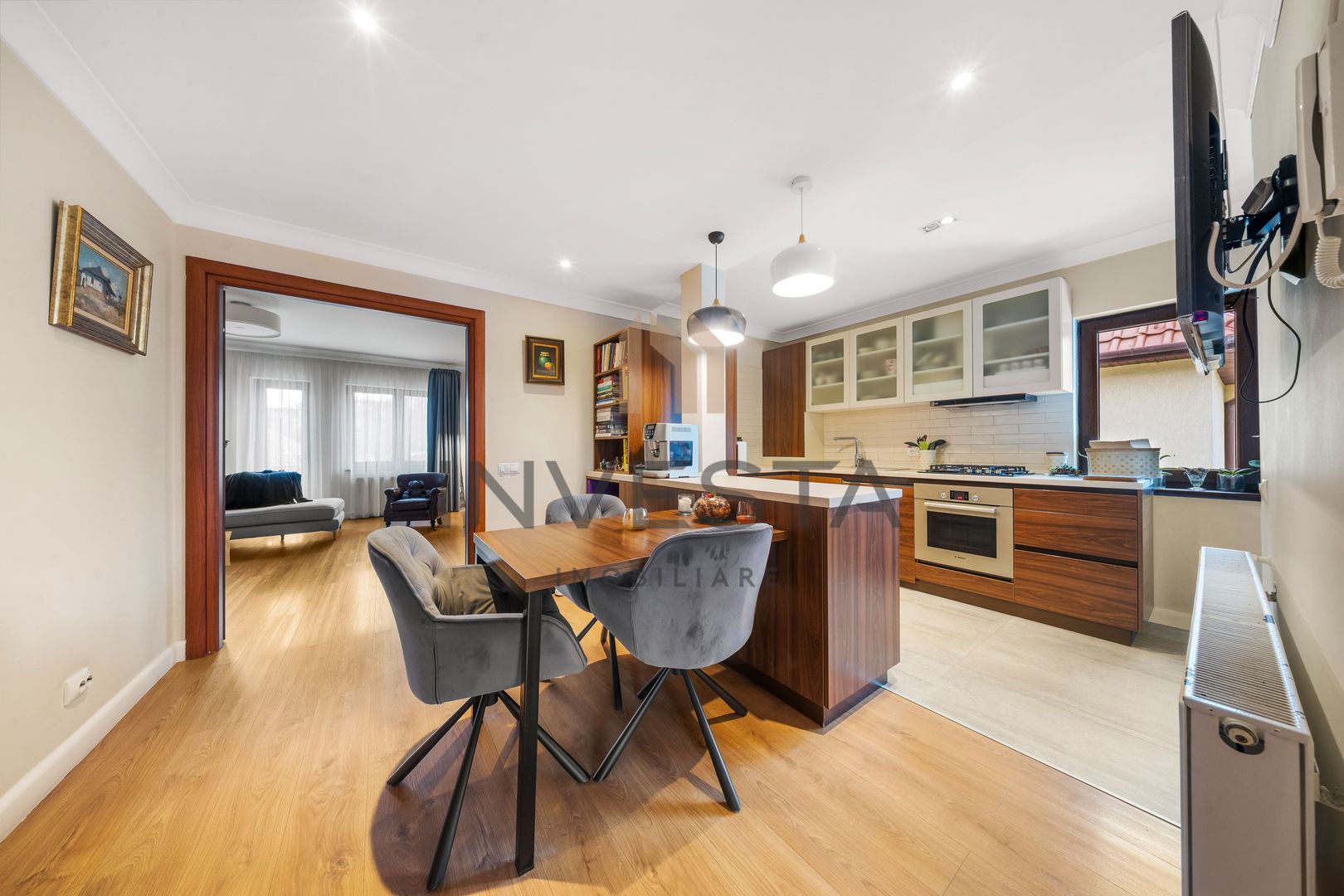 Apartament 3 camere Andrei Muresanu, Parcul Engels, curte proprie 56mp - Poză 3